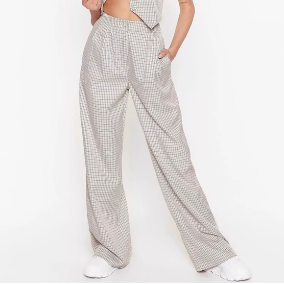 NWT Nasty Gal Tailored to You Check Wide Leg Pant Beige 6 - Picture 1 of 10
